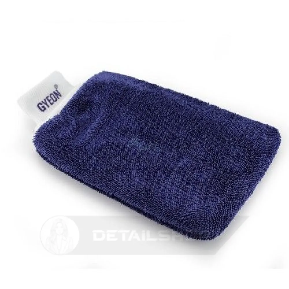 GYEON Q²M Silk Mitt - рукавиця для обтирання авто 