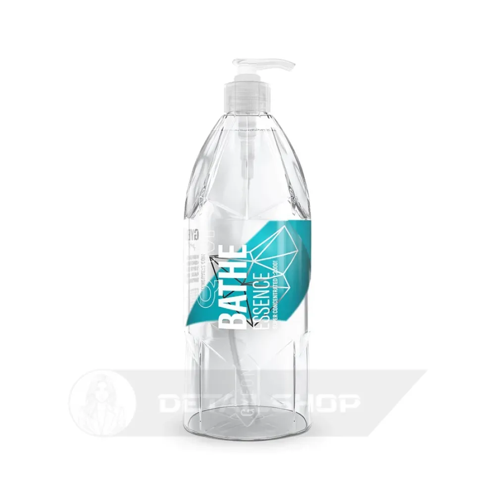 Gyeon Q²M Bathe Essence 1000 ml - шампунь для ручного миття, суперконцентрат 